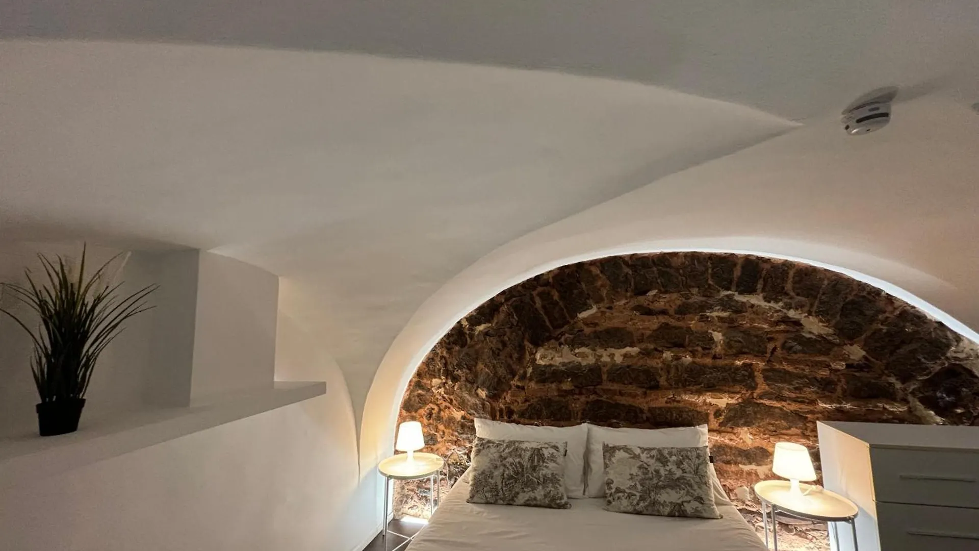 Caronda52 Apartment Catania Italy