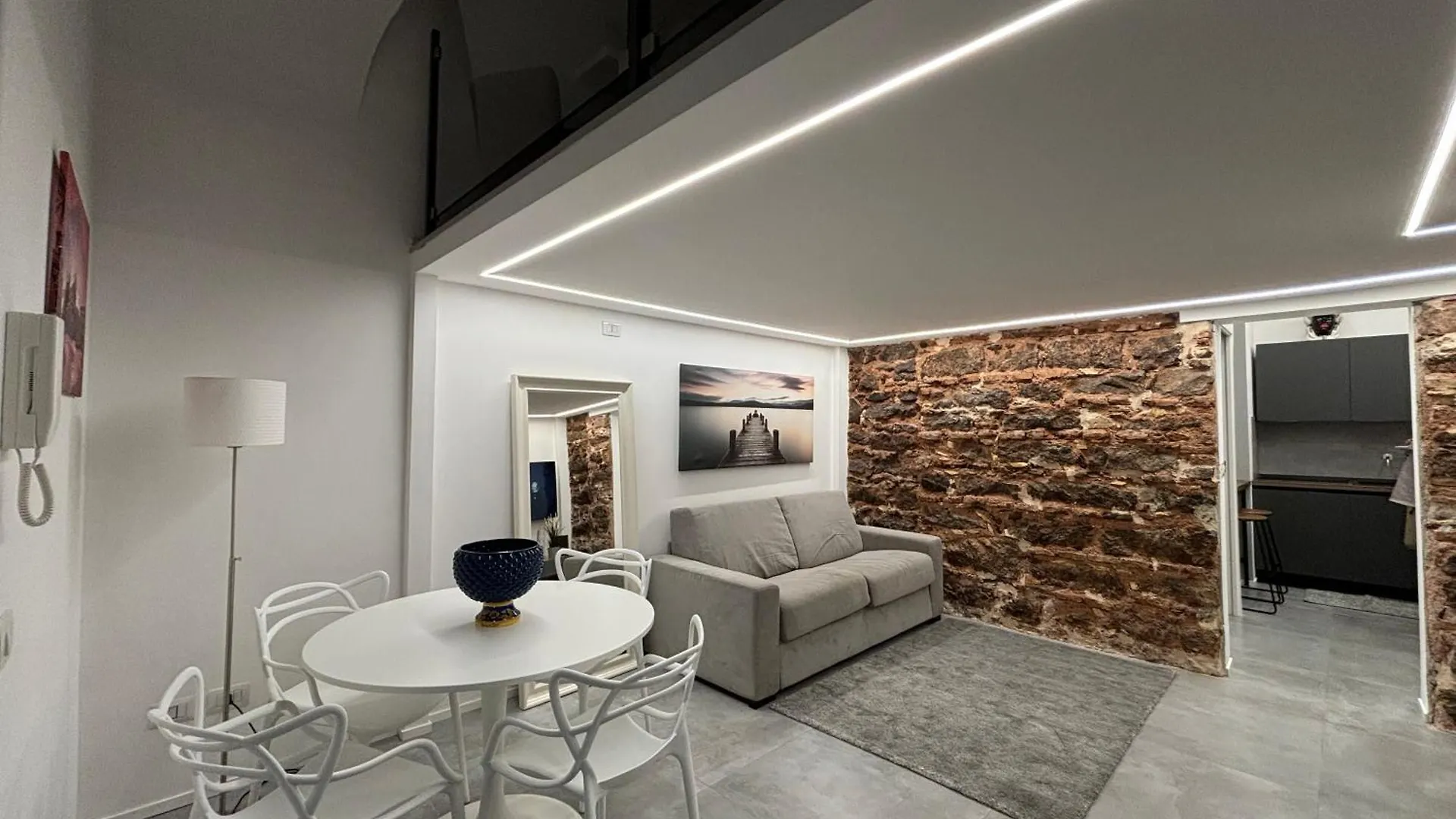 Caronda52 Apartment Catania Italy